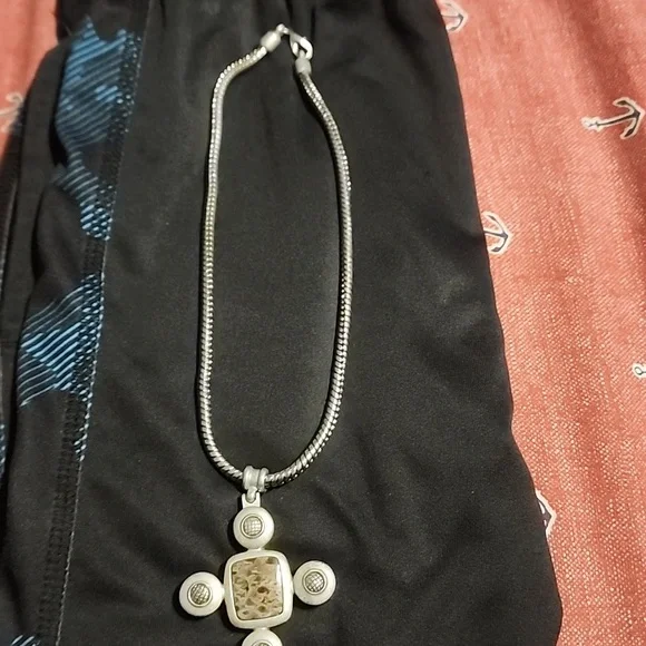 Ben-Amun Necklace & Pendant Used - Picture 4 of 13